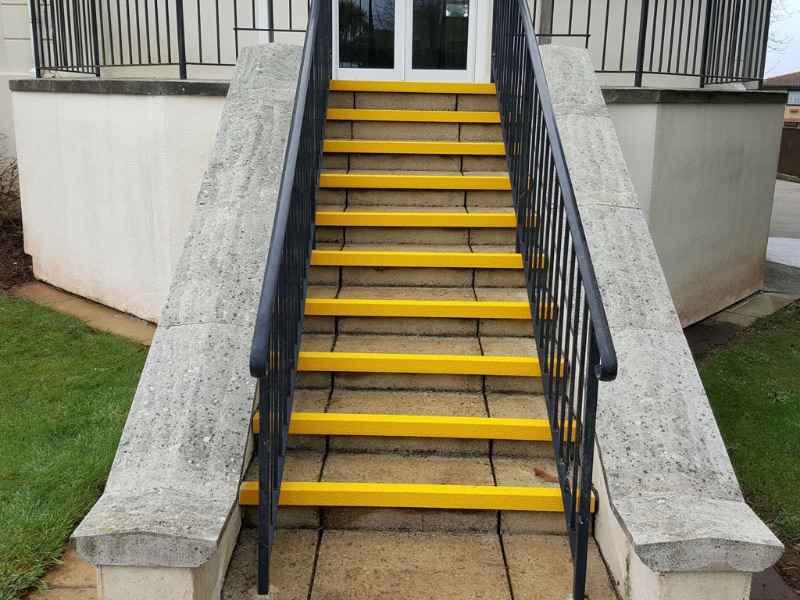 High Visibility Nosing on External Stairs